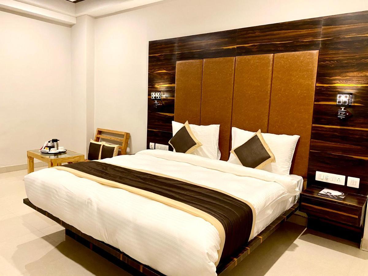 Hotel Manor Heights Udaipur Luaran gambar